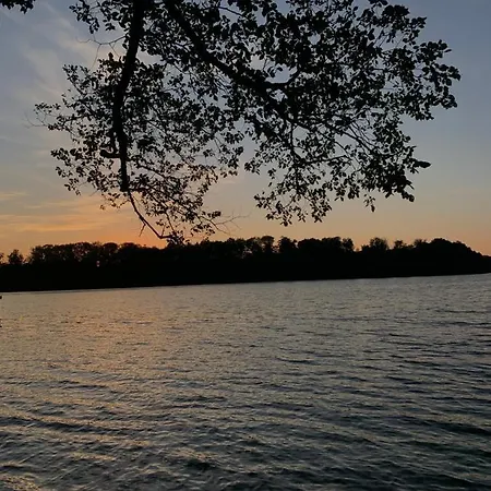 Cieszyno- Uroczy Do Wynajęcia